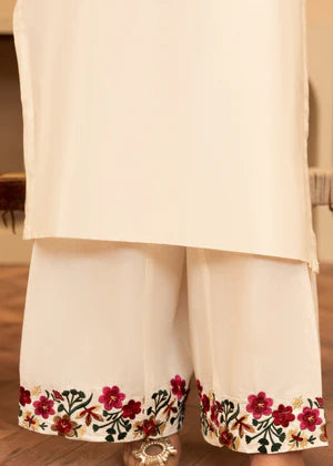 Kriti - White ID KA56Z2